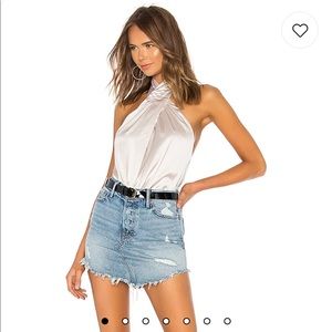 Superdown amerie pleated halter top in bone